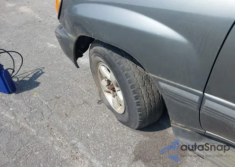 1999 Toyota Land Cruiser z USA, uszkodzony, nr VIN JT3HT05J5X0060043